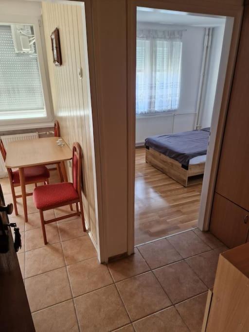 Studio Apartman Luna Karlovac Zewnętrze zdjęcie